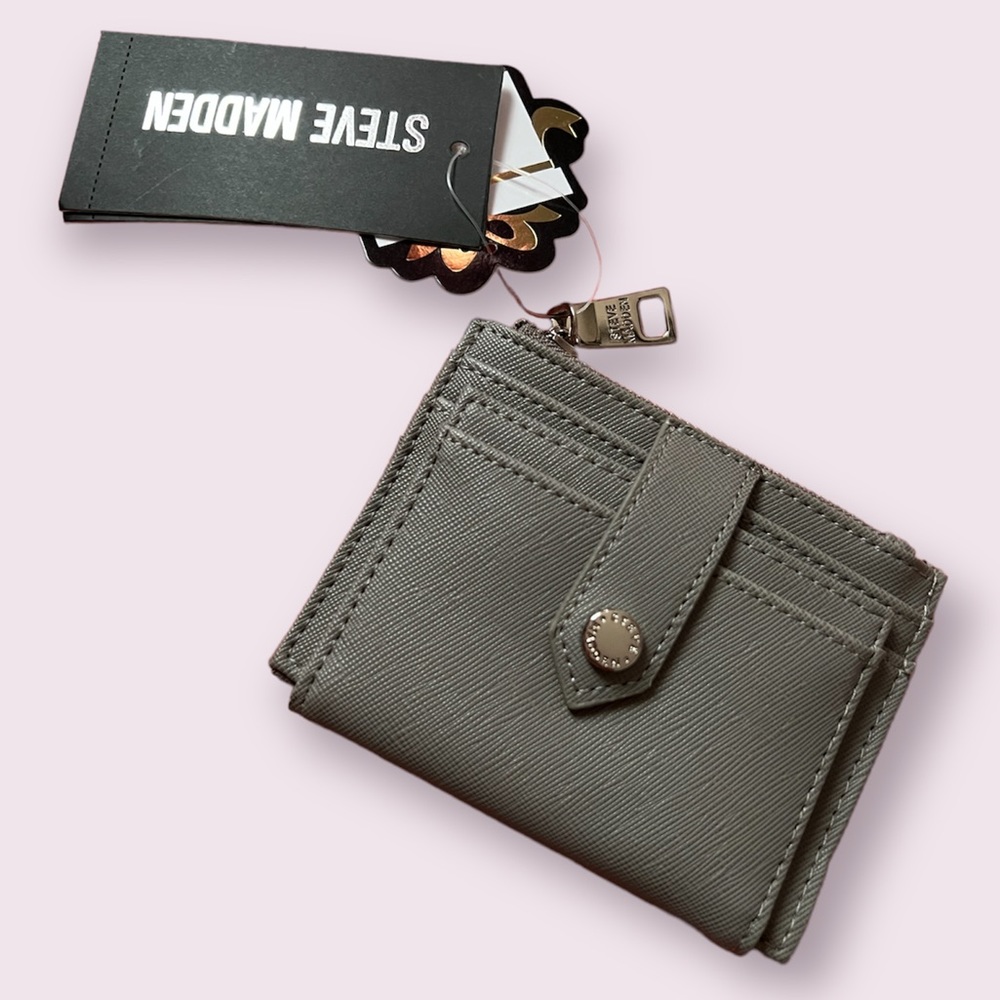 New Steve Madden Card Case